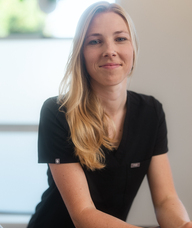 Book an Appointment with Dr. Leah Lind-White for New Patients—Acupuncture & Dry Needling