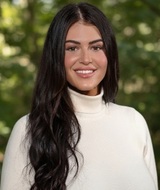 Book an Appointment with Hanna Donlic at Bel-Red