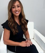 Book an Appointment with Elisabeth McCarthy for IM Injections