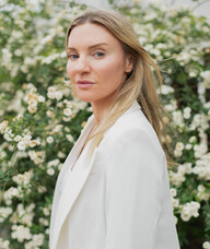 Book an Appointment with DeAnna Maher for Injectables