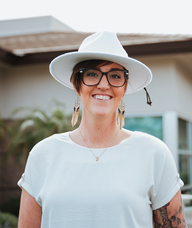 Book an Appointment with Dr. Leslie Bateman for Chiropractic