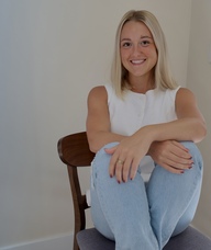 Book an Appointment with Dr. Alexa Guelig for Chiropractic