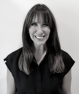 Book an Appointment with Dr. Juliana Marciniak at Kenmore